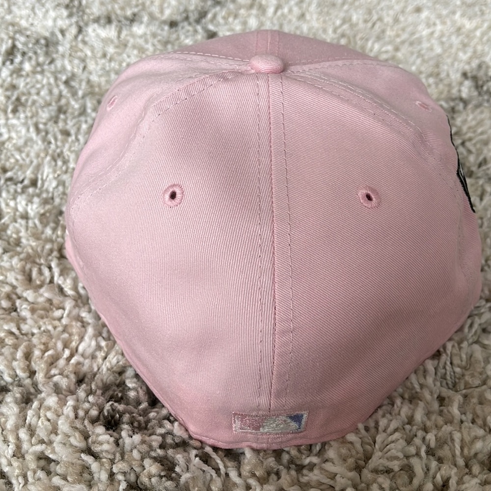 New Era 59Fifty Arizona Diamondbacks Fitted Hat Size 7 5/8 Lavender UV 98 Patch - Picture 3 of 6
